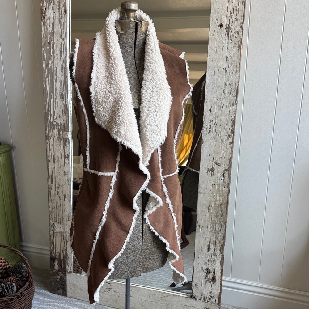 SALONI Brown and Cream Sherpa Vest
